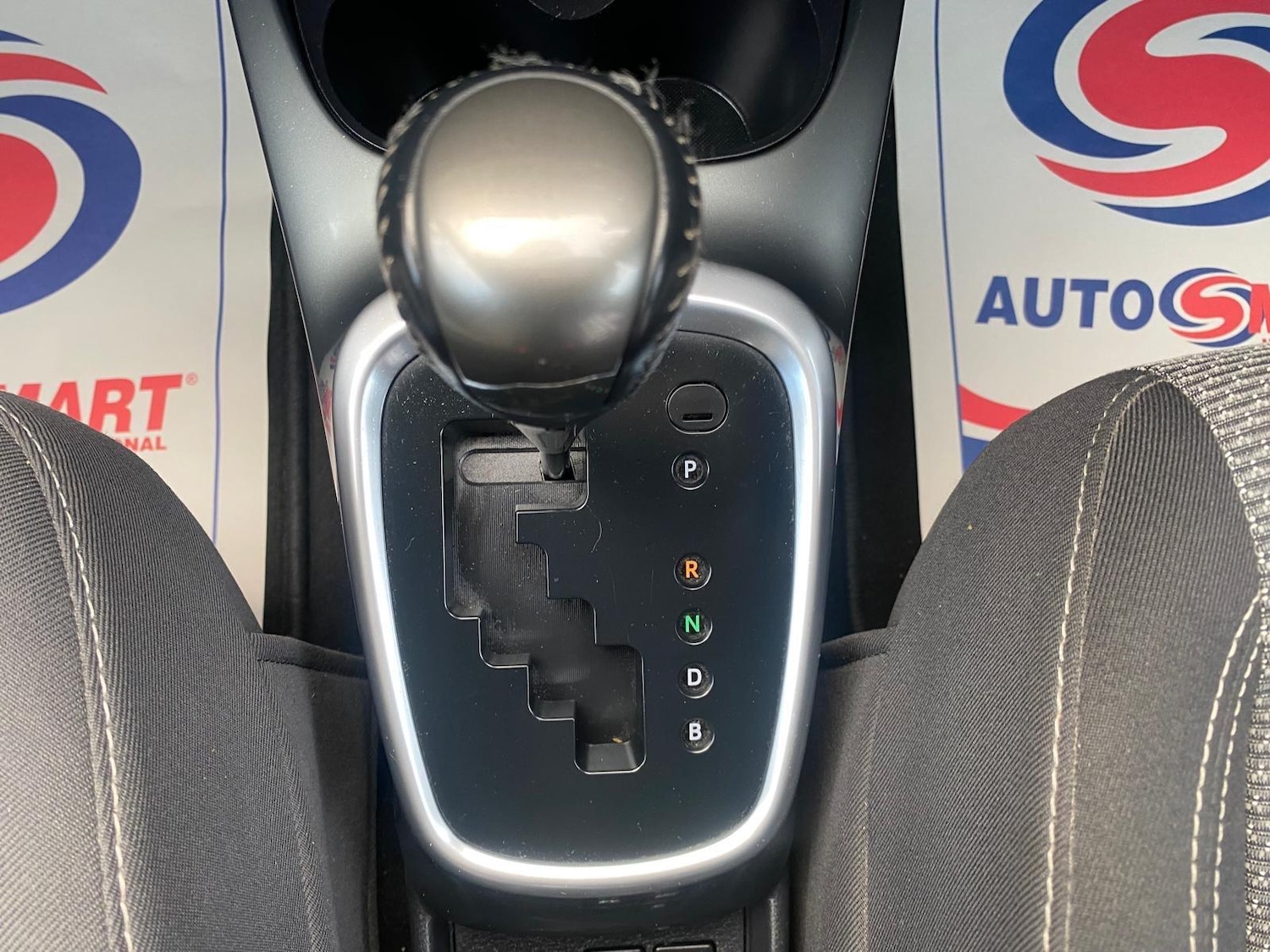 Used Toyota Yaris 2016 for sale - 77031034: Photo 26