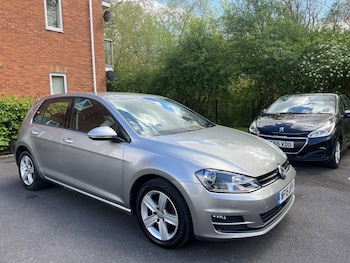Used Volkswagen Golf 2015 for sale - 78603070: Photo