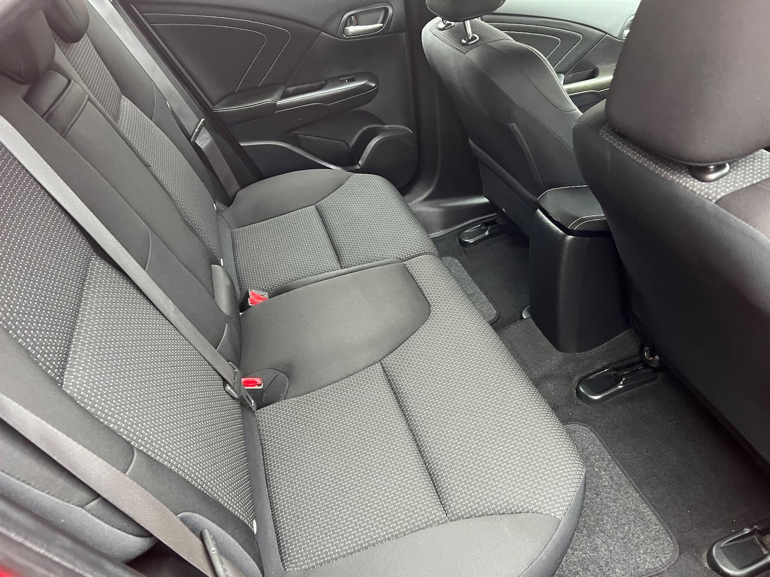 Used Honda Civic 2016 for sale - 77346456: Photo 24