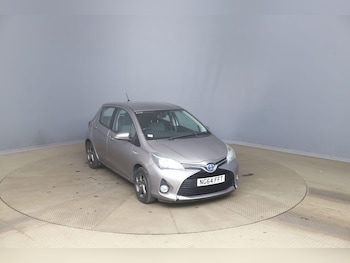 Used Toyota Yaris 2015 for sale - 76512889: Photo