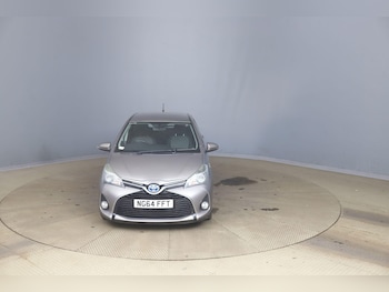 Used Toyota Yaris 2015 for sale - 76512889: Photo