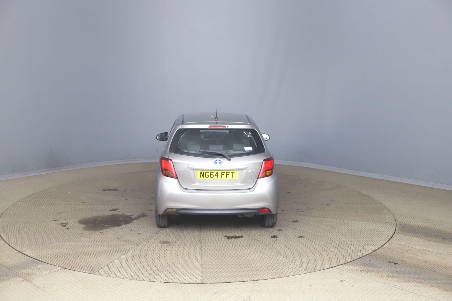 Used Toyota Yaris 2015 for sale - 76512889: Photo 5