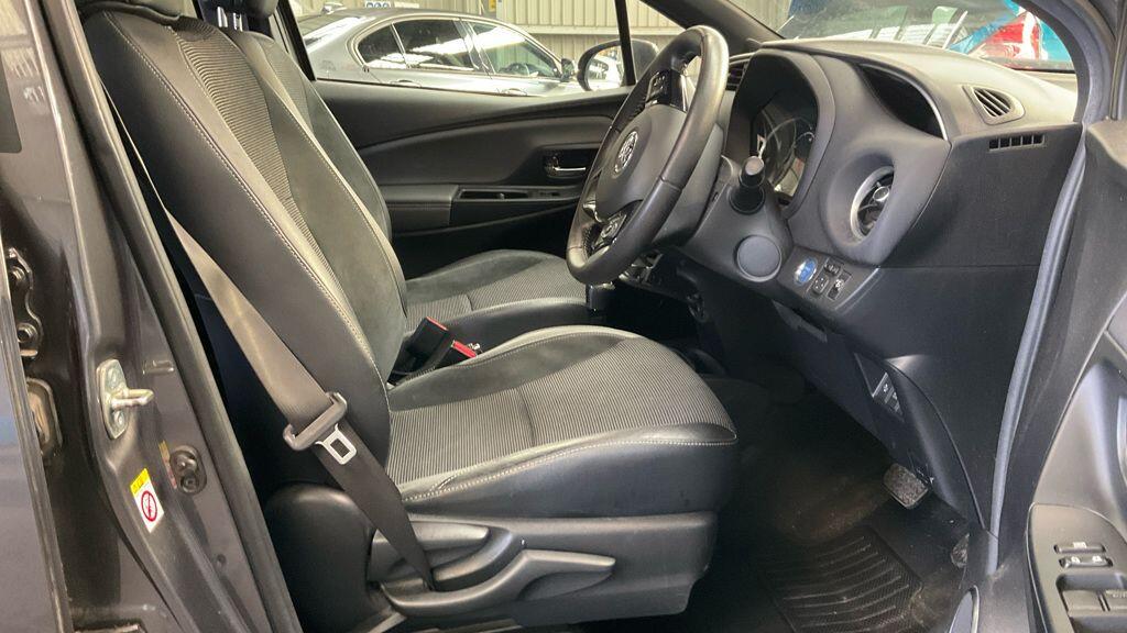 Used Toyota Yaris 2017 for sale - 78220699: Photo 14