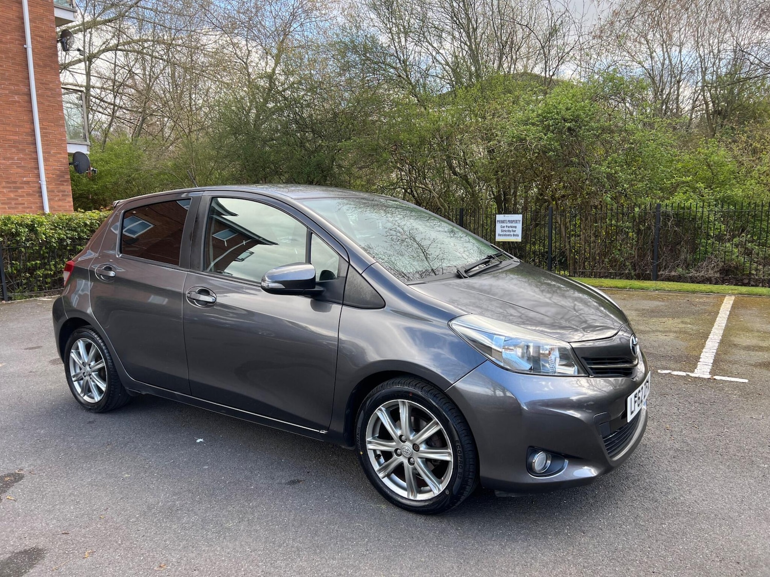 Used Toyota Yaris 2012 for sale - 78172226: Photo 1