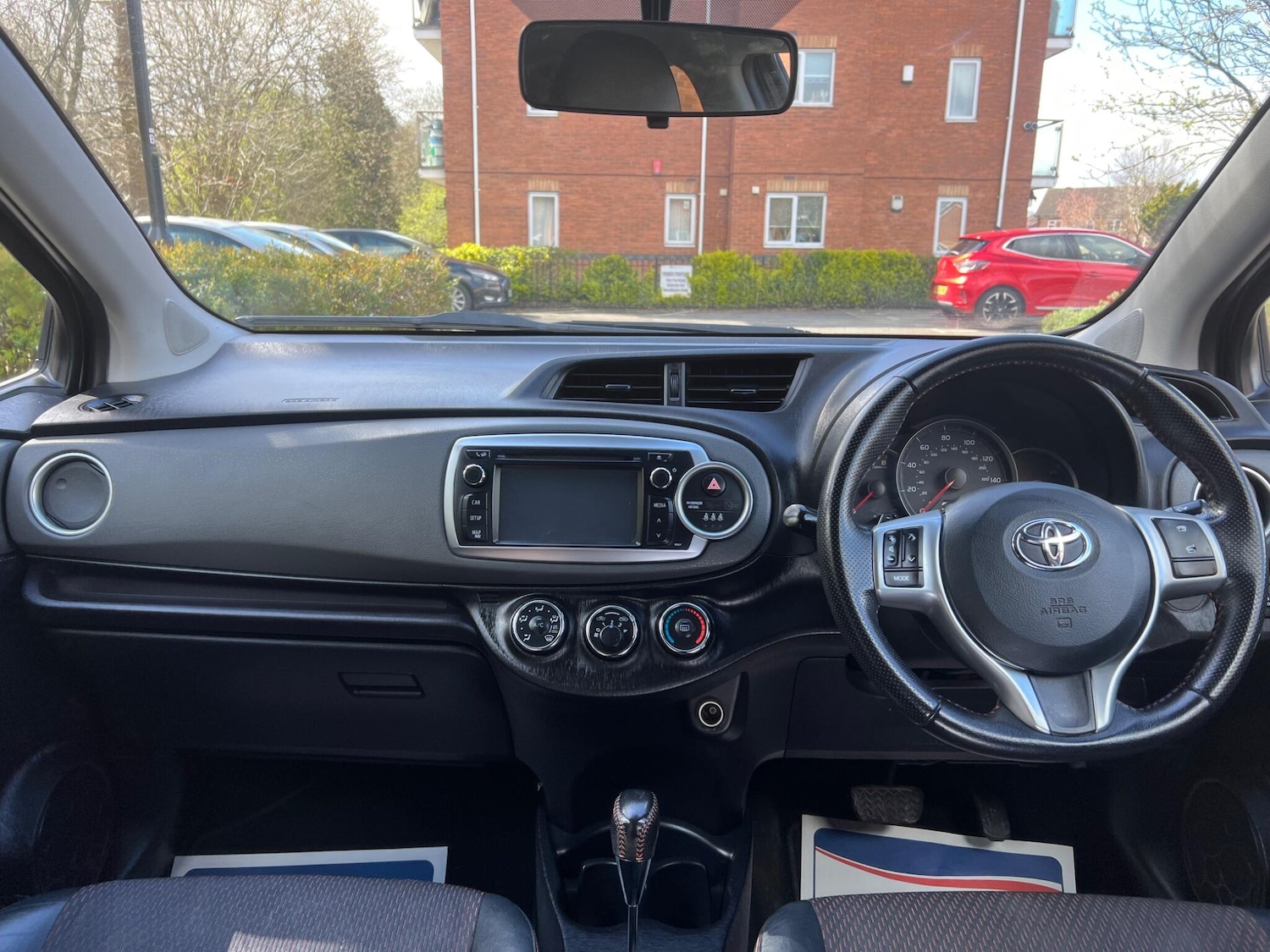 Used Toyota Yaris 2012 for sale - 78172226: Photo 11