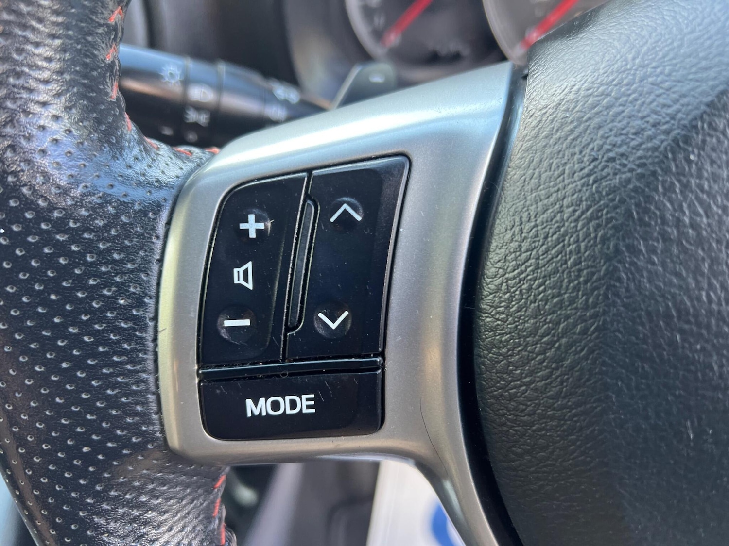 Used Toyota Yaris 2012 for sale - 78172226: Photo 15