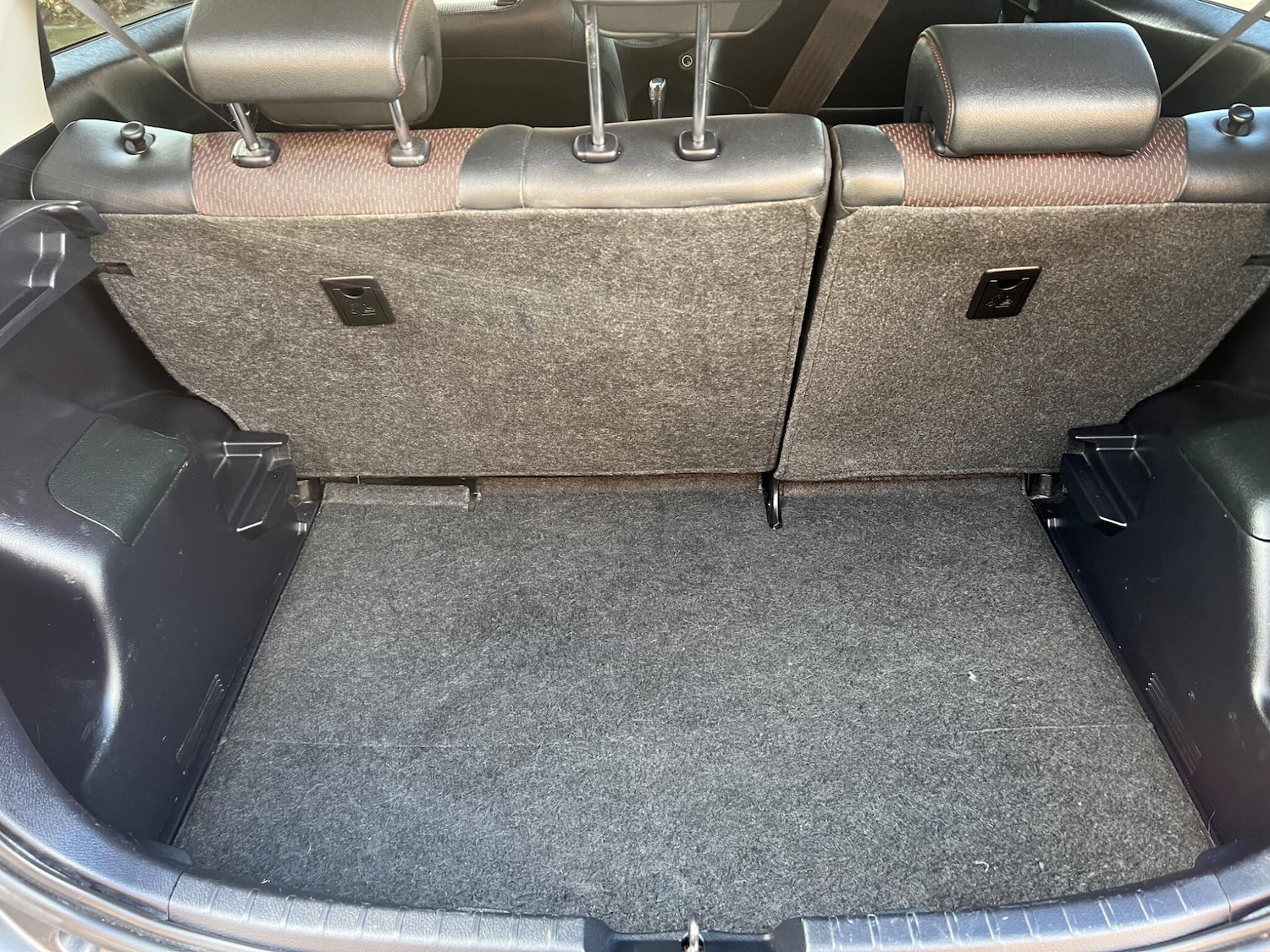 Used Toyota Yaris 2012 for sale - 78172226: Photo 26