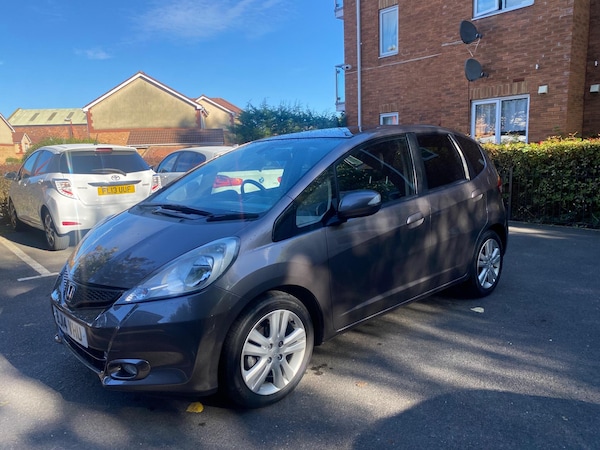 Used Honda Jazz 2014 for sale - 75646212: Photo 3
