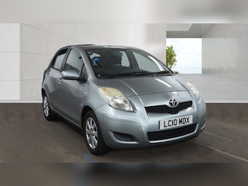 Used Toyota Yaris 2010 for sale - 79508517: Photo