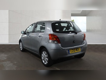 Used Toyota Yaris 2010 for sale - 79508517: Photo