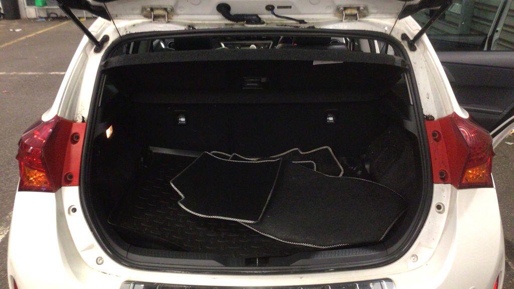 Used Toyota Auris for sale - 77632928: Photo 15