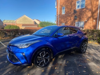 Used Toyota C-HR 2021 for sale - 77576011: Photo