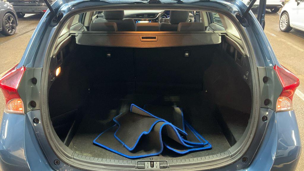 Used Toyota Auris 2016 for sale - 77029656: Photo 11