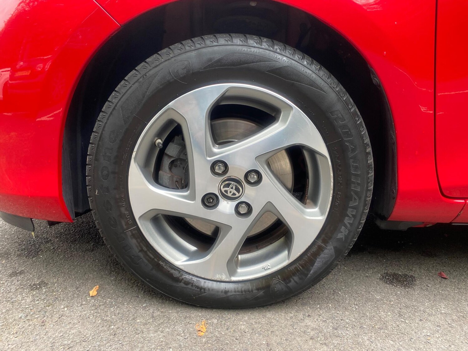 Used Toyota Yaris 2017 for sale - 76246946: Photo 33