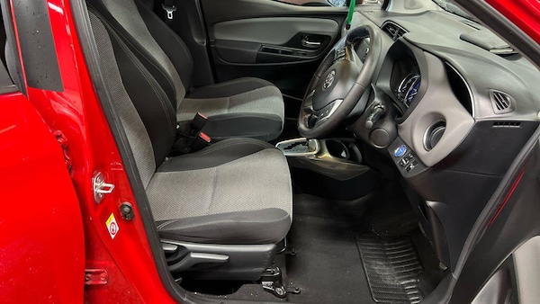 Used Toyota Yaris 2017 for sale - 76246946: Photo 8