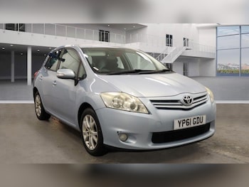 Used Toyota Auris 2011 for sale - 77009929: Photo
