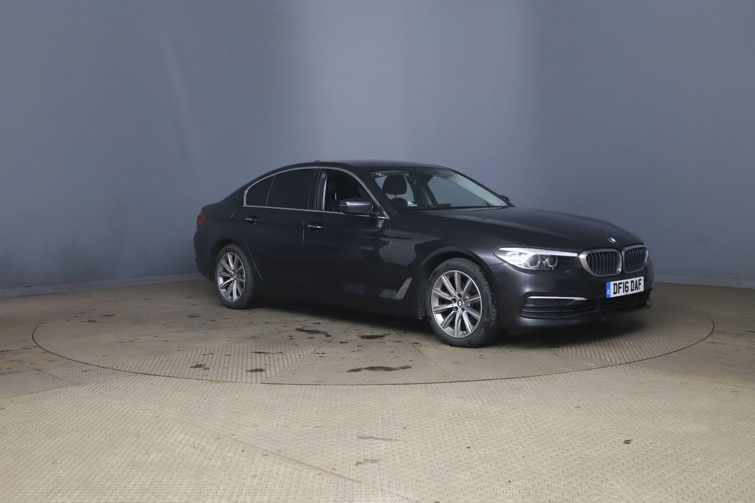Used BMW 5 Series 2017 for sale - 78172248: Photo 1