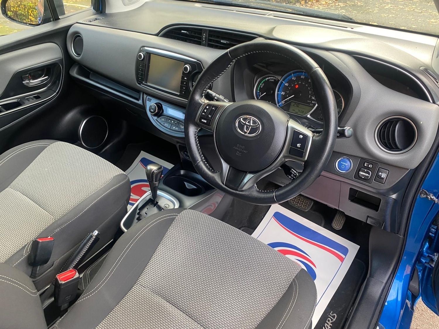 Used Toyota Yaris 2016 for sale - 77239289: Photo 9