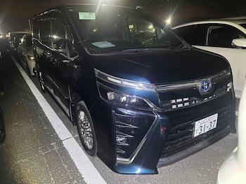 Used Toyota Voxy 2020 for sale - 79613664: Photo