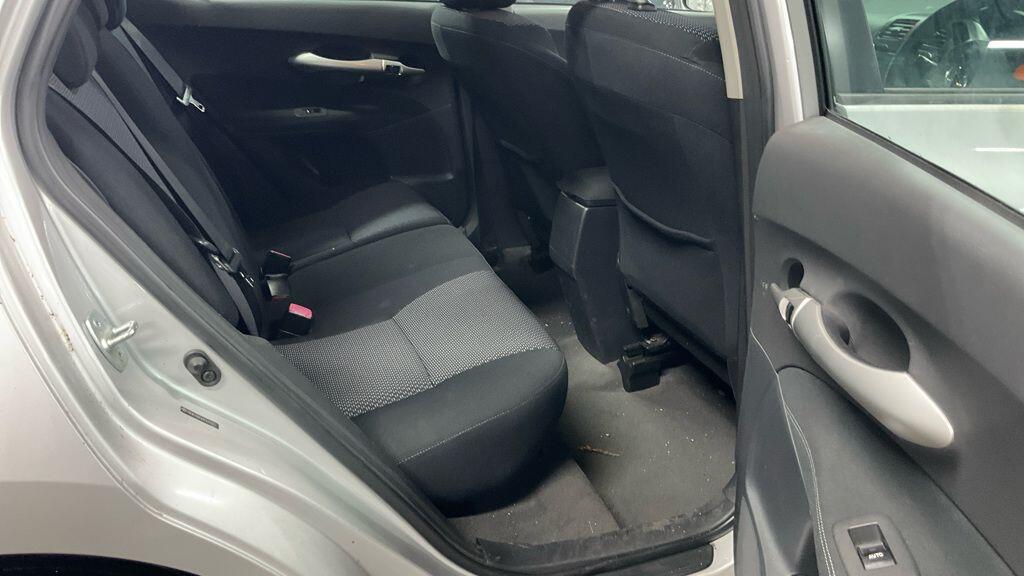 Used Toyota Auris 2011 for sale - 77559311: Photo 7