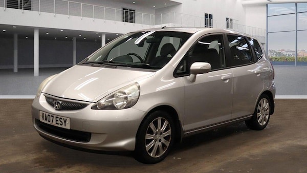 Used Honda Jazz 2007 for sale - 76215544: Photo 2