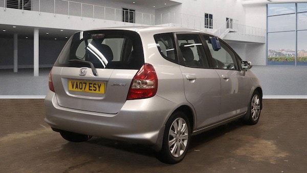 Used Honda Jazz 2007 for sale - 76215544: Photo 4