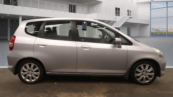 Used Honda Jazz 2007 for sale - 76215544: Photo 5