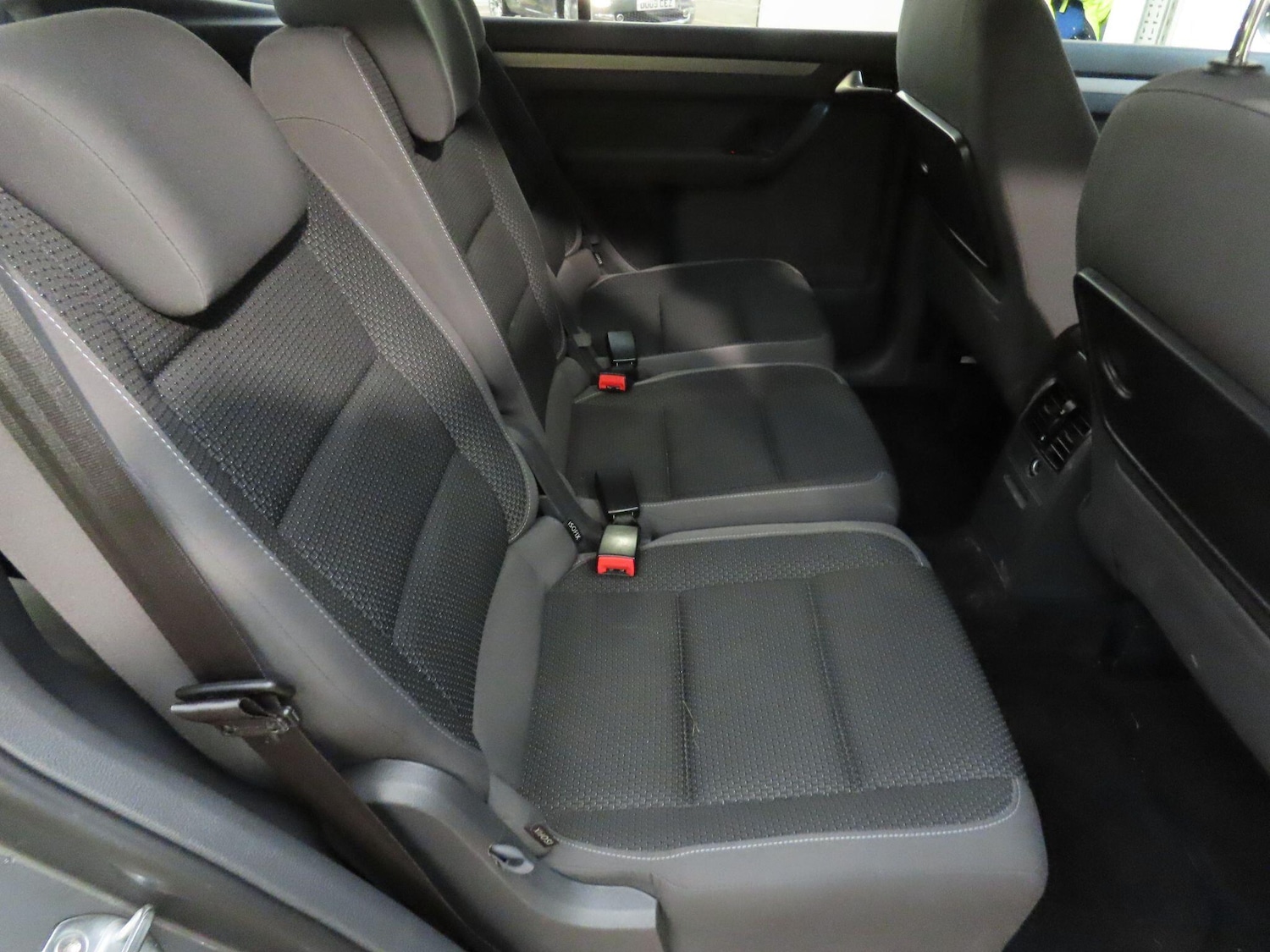 Used Volkswagen Touran 2013 for sale - 77016838: Photo 8