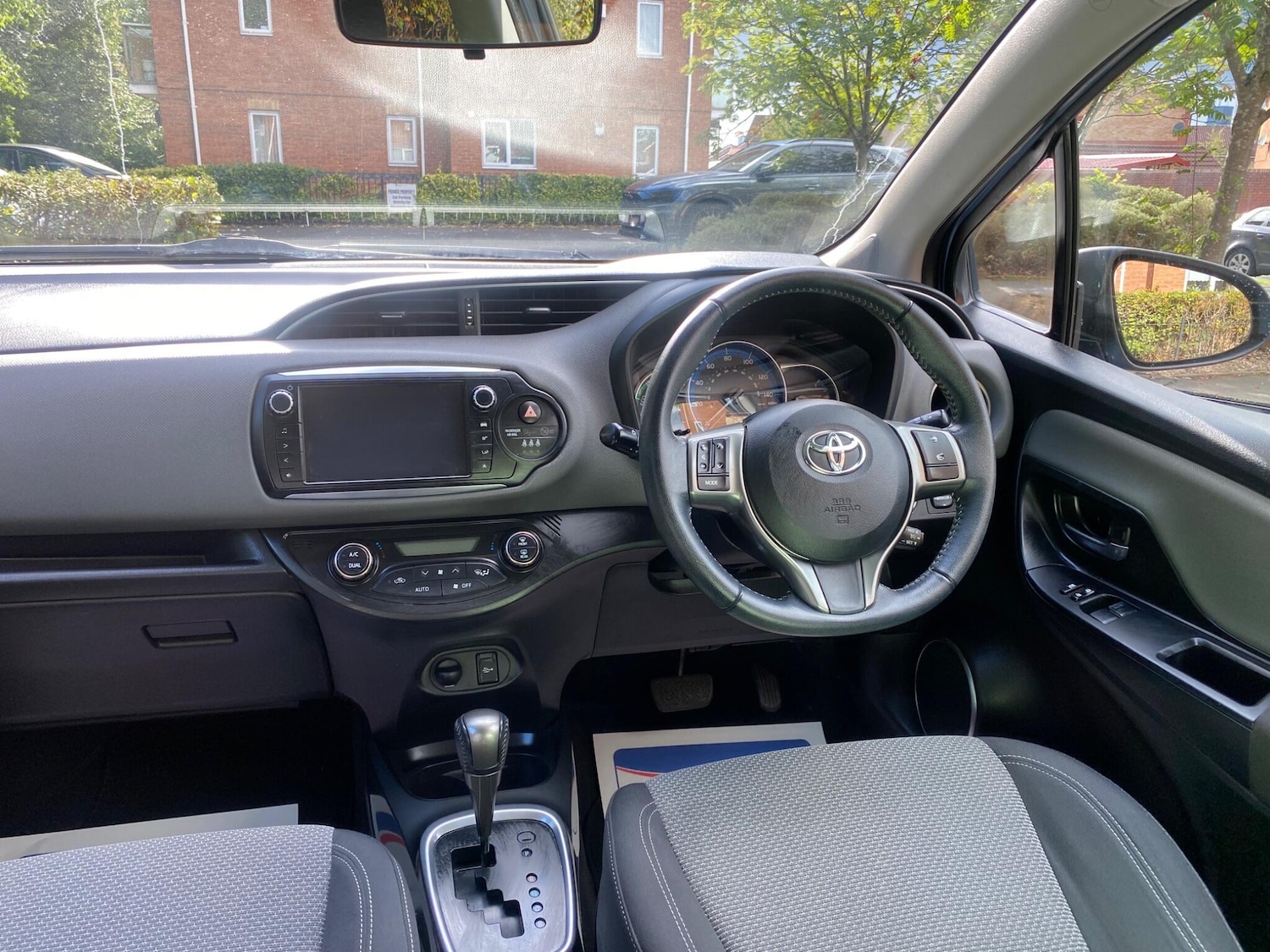 Used Toyota Yaris 2016 for sale - 77009906: Photo 13