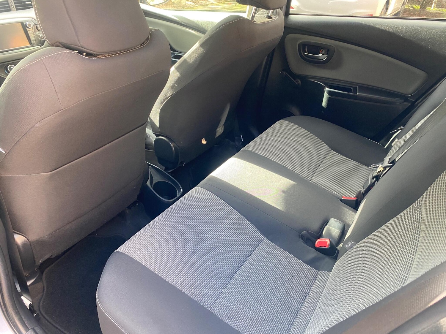 Used Toyota Yaris 2016 for sale - 77009906: Photo 25