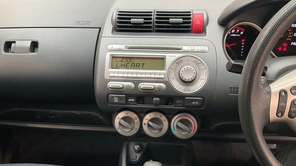 Used Honda Jazz 2007 for sale - 76432480: Photo 6