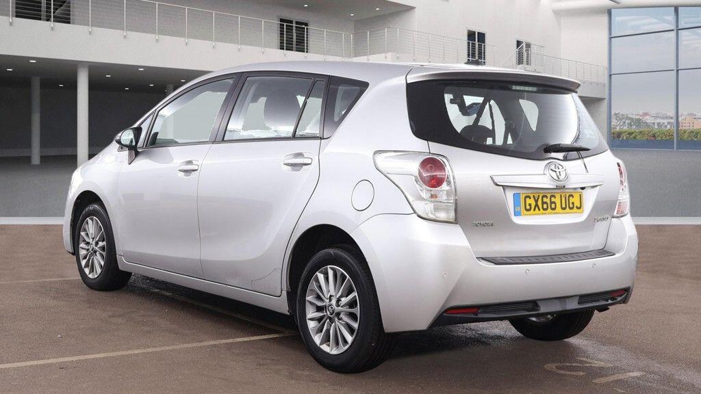 Used Toyota Verso 2016 for sale - 77685188: Photo 9