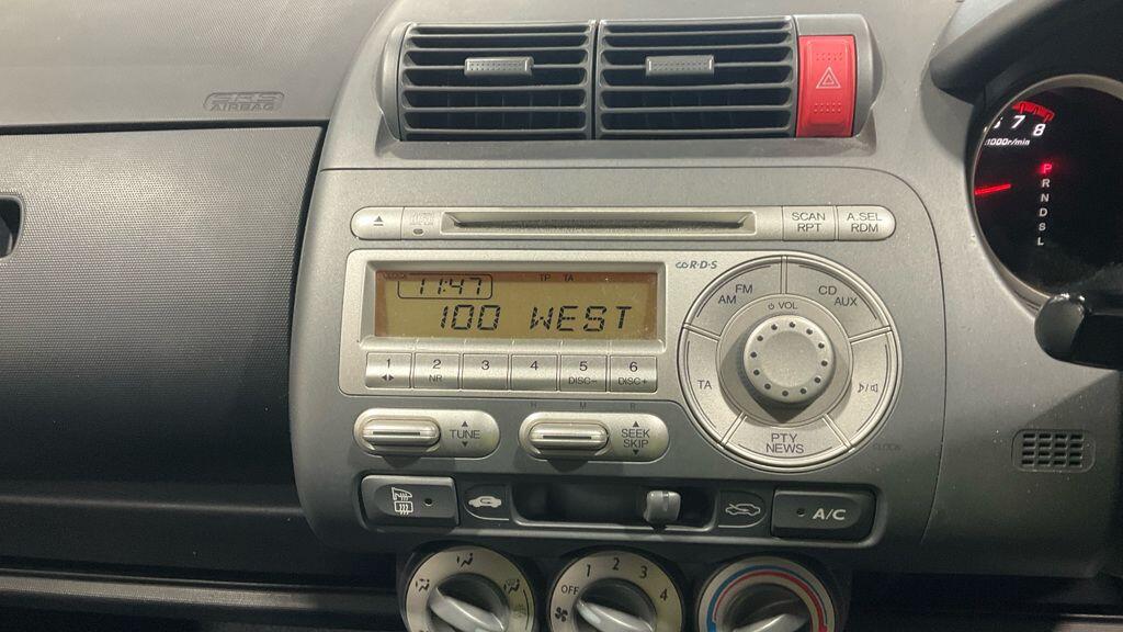 Used Honda Jazz 2008 for sale - 76432877: Photo 6