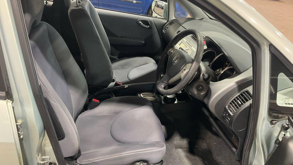 Used Honda Jazz 2008 for sale - 76432877: Photo 7