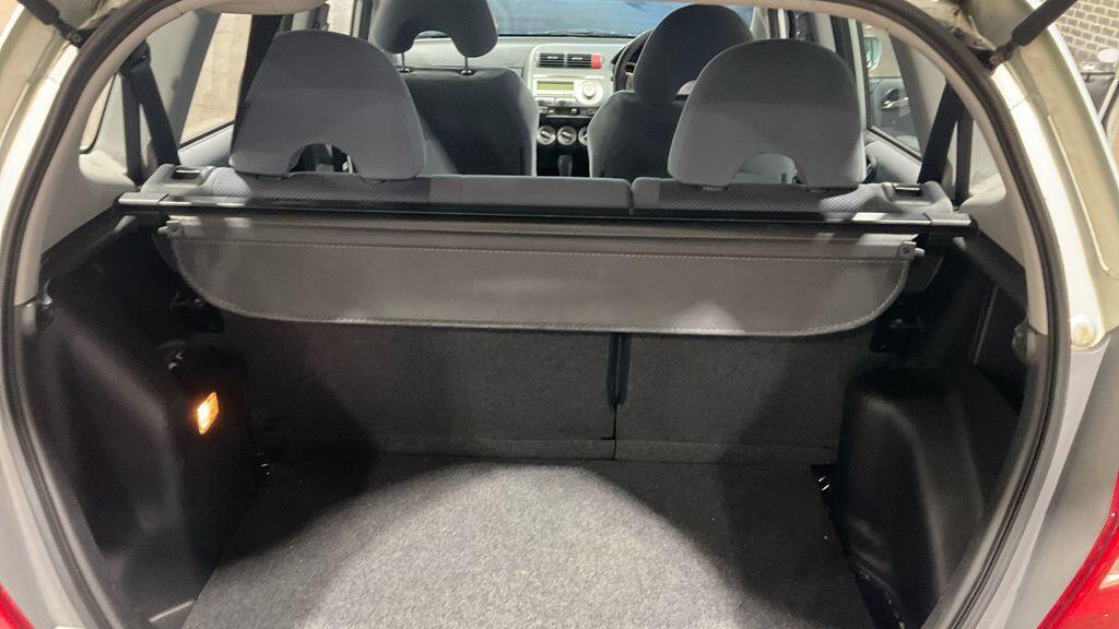 Used Honda Jazz 2008 for sale - 76432877: Photo 9