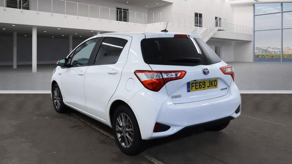 Used Toyota Yaris 2019 for sale - 77685189: Photo 9