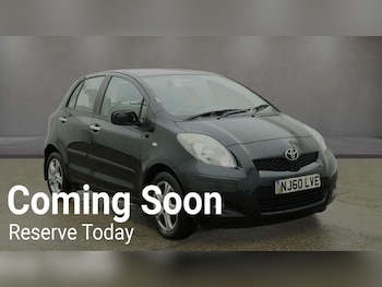 Used Toyota Yaris 2010 for sale - 77254840: Photo