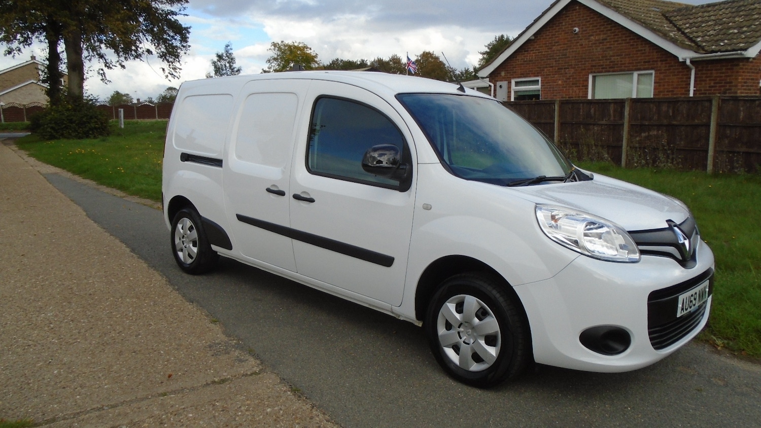 Used Renault Kangoo 2019 for sale - 76045315: Photo 1