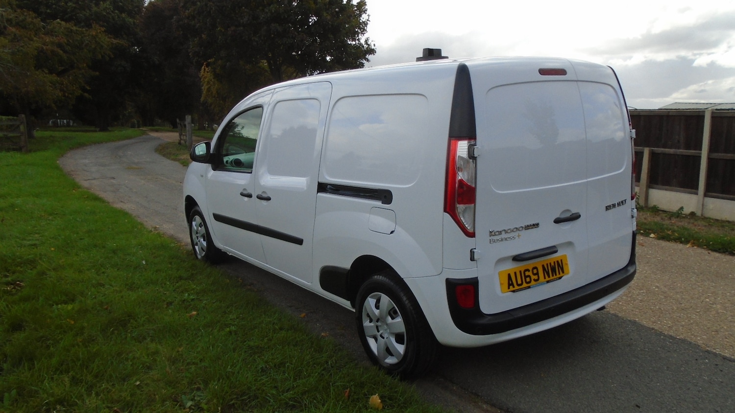 Used Renault Kangoo 2019 for sale - 76045315: Photo 4