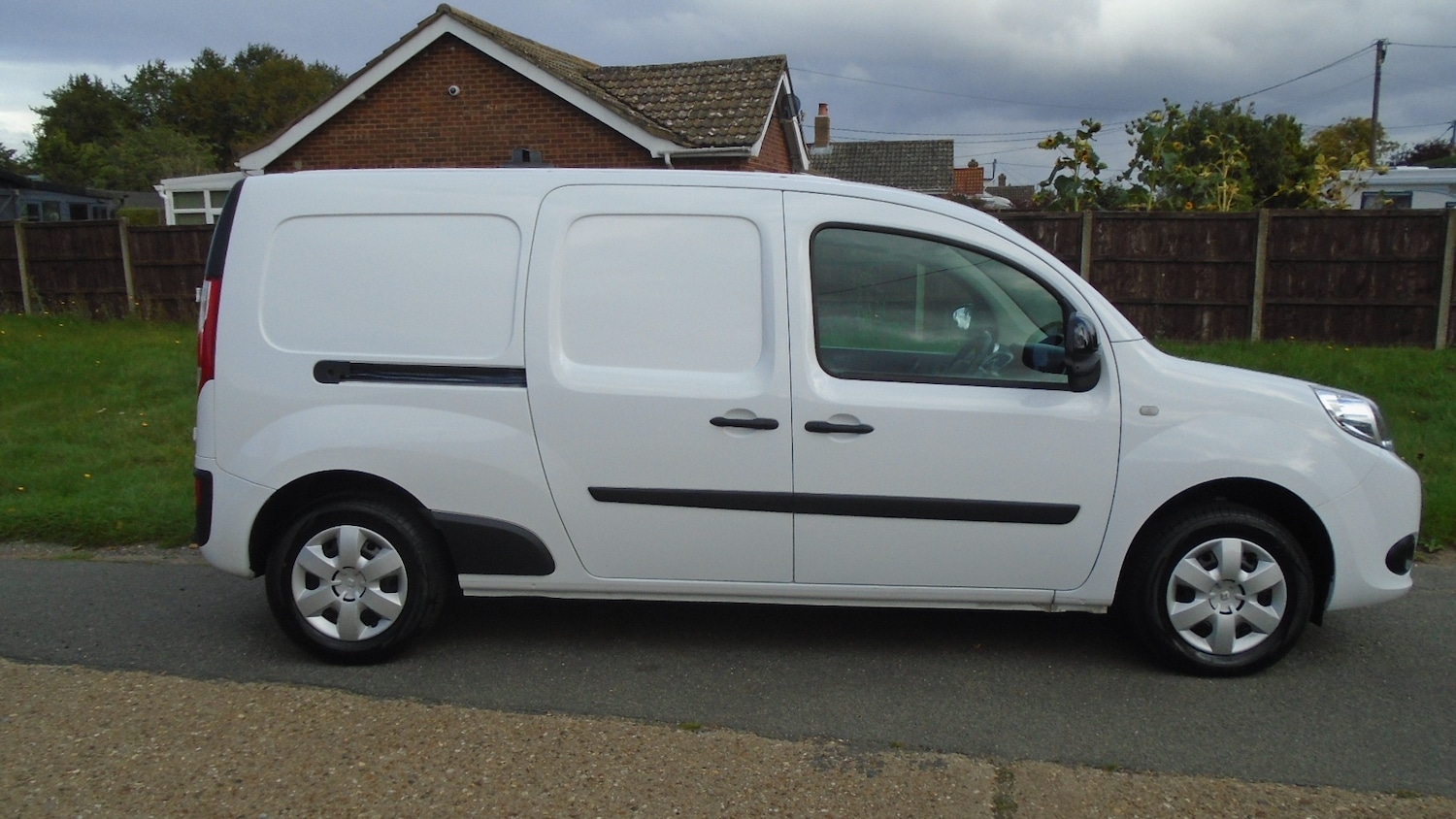 Used Renault Kangoo 2019 for sale - 76045315: Photo 6