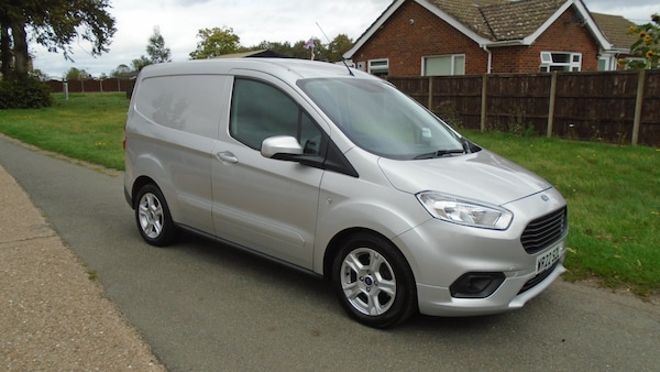 Used Ford Transit Courier 2022 for sale - 75996500: Photo 1