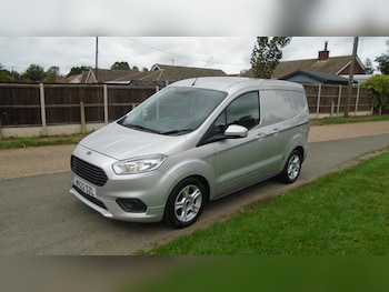 Used Ford Transit Courier 2022 for sale - 75996500: Photo 2