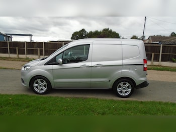 Used Ford Transit Courier 2022 for sale - 75996500: Photo 3