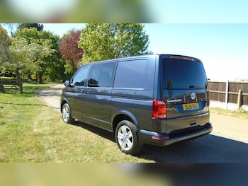 Used Volkswagen Transporter 2019 for sale - 78420778: Photo