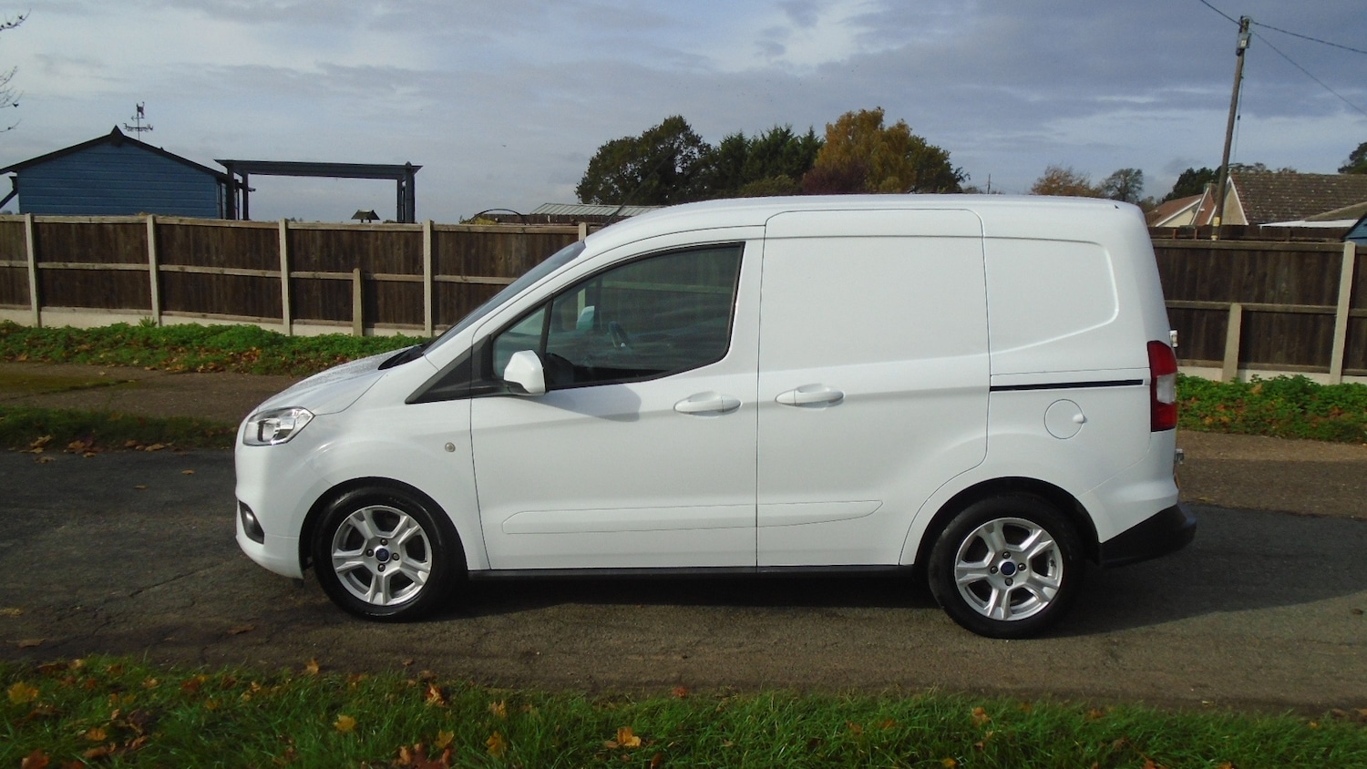 Used Ford Transit Courier 2020 for sale - 76422276: Photo 3