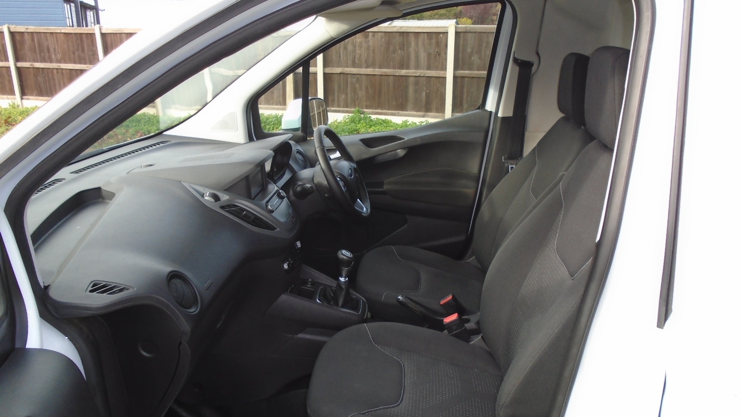 Used Ford Transit Courier 2020 for sale - 76422276: Photo 8