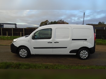 Used Renault Kangoo 2017 for sale - 76696290: Photo