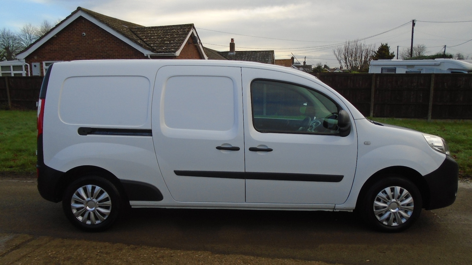 Used Renault Kangoo 2017 for sale - 76696290: Photo 6
