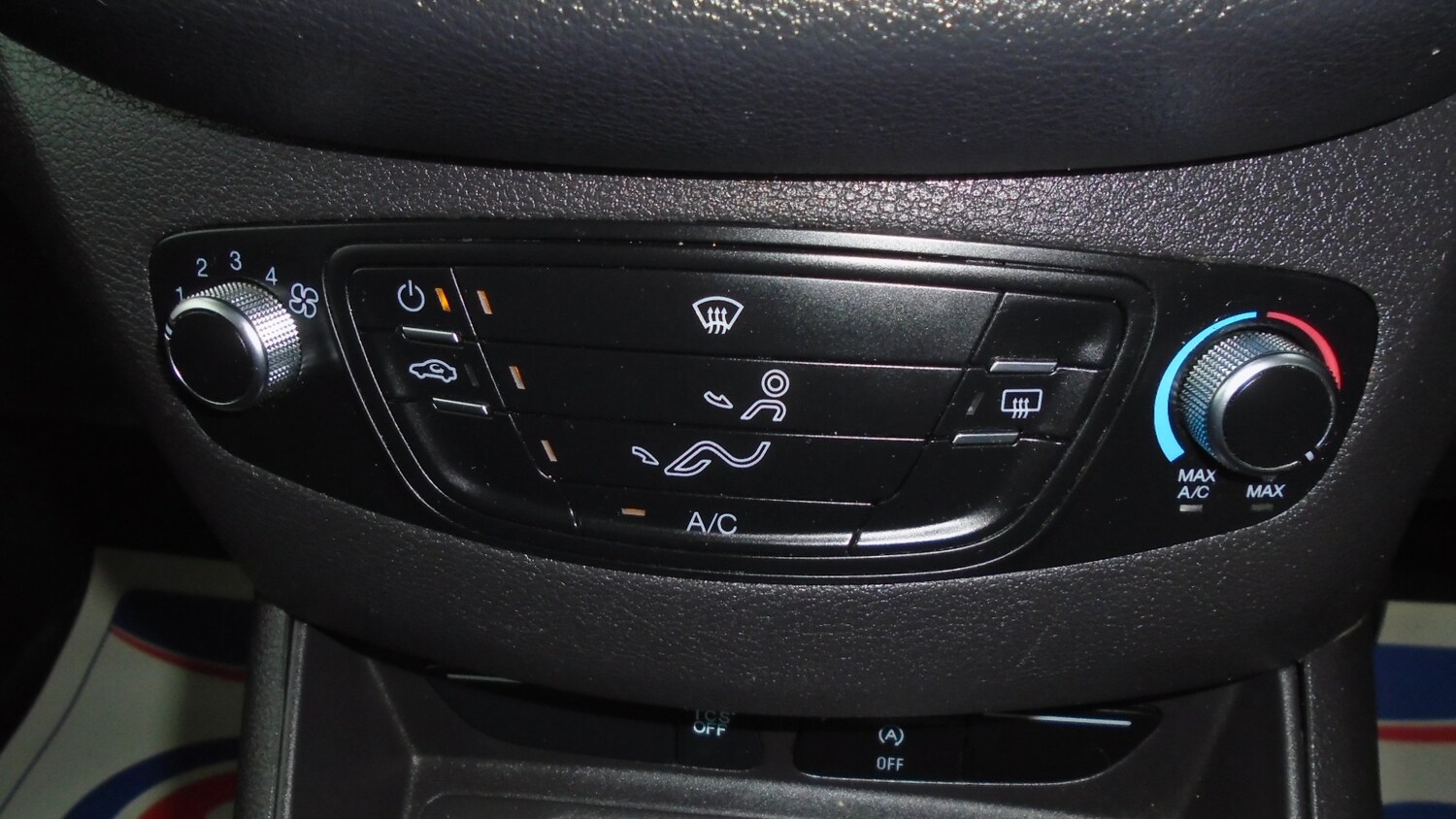 Used Ford Transit Courier 2020 for sale - 76288357: Photo 15