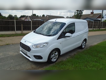 Used Ford Transit Courier 2020 for sale - 75382928: Photo